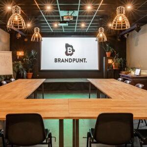 vergaderlocatie-breda-zaal-huren-brandpunt Multifunctionele vergaderruimte in Breda